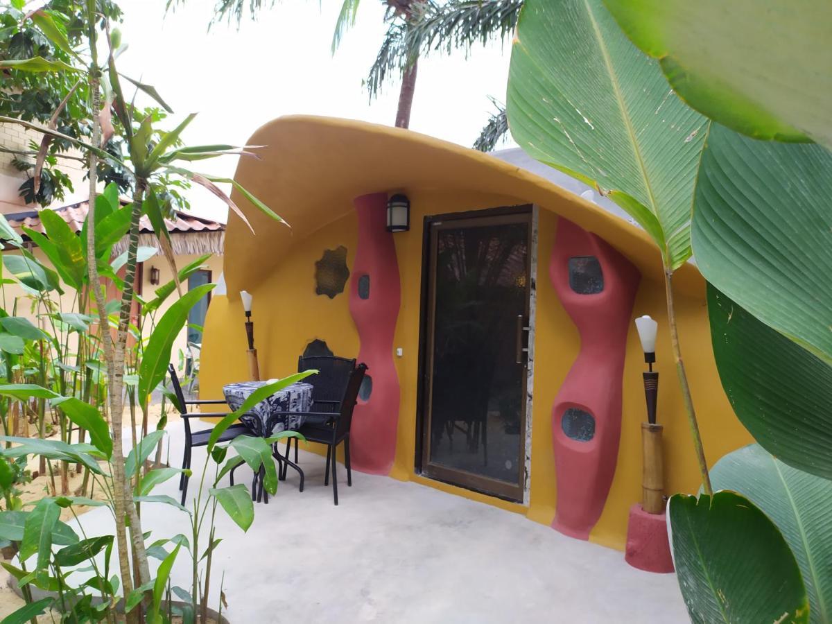 Relax Eco Life Center - Guest house 2*