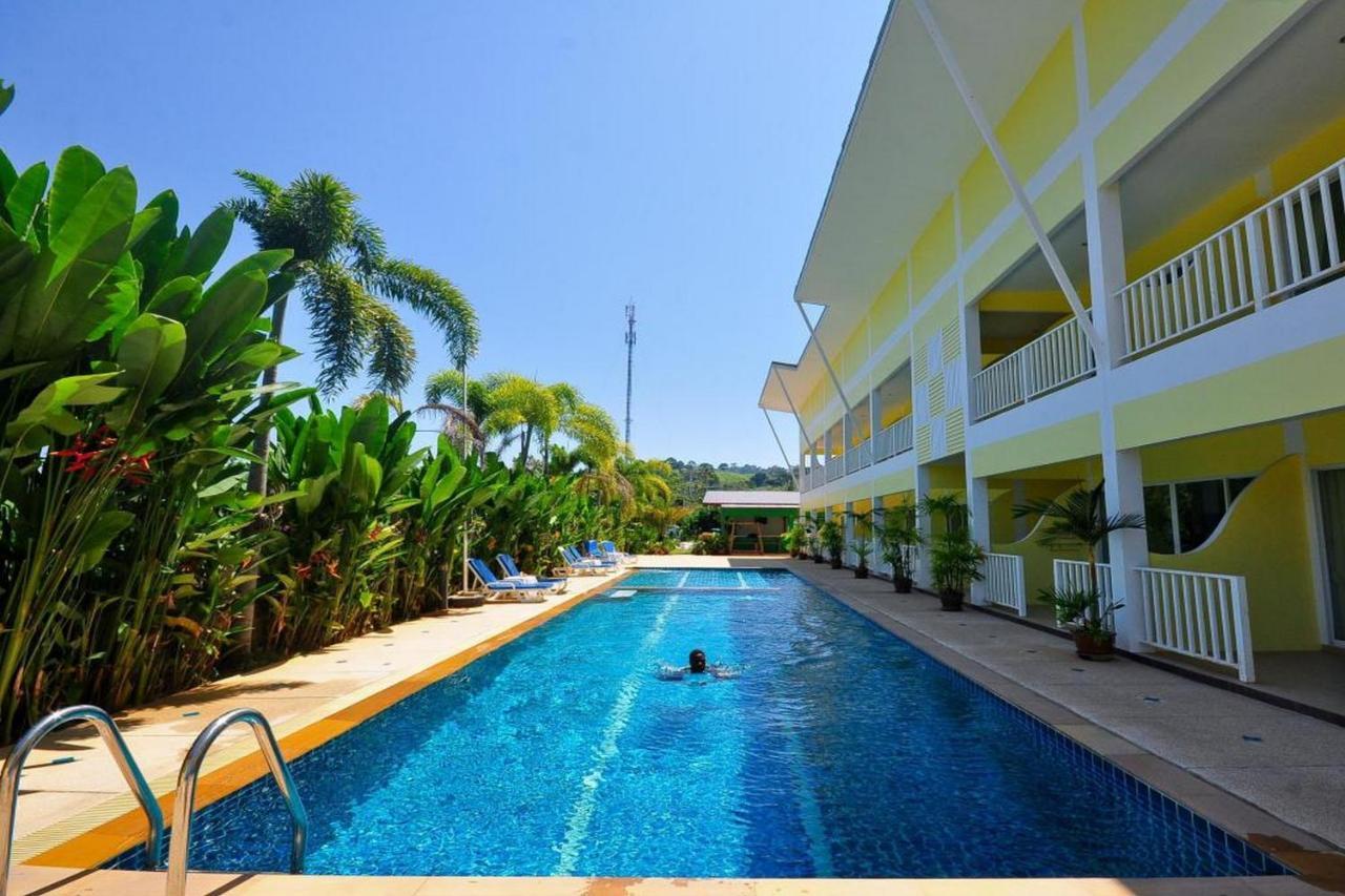 Hotel Oyo 75361 Phuket Airport Sonwa 3*