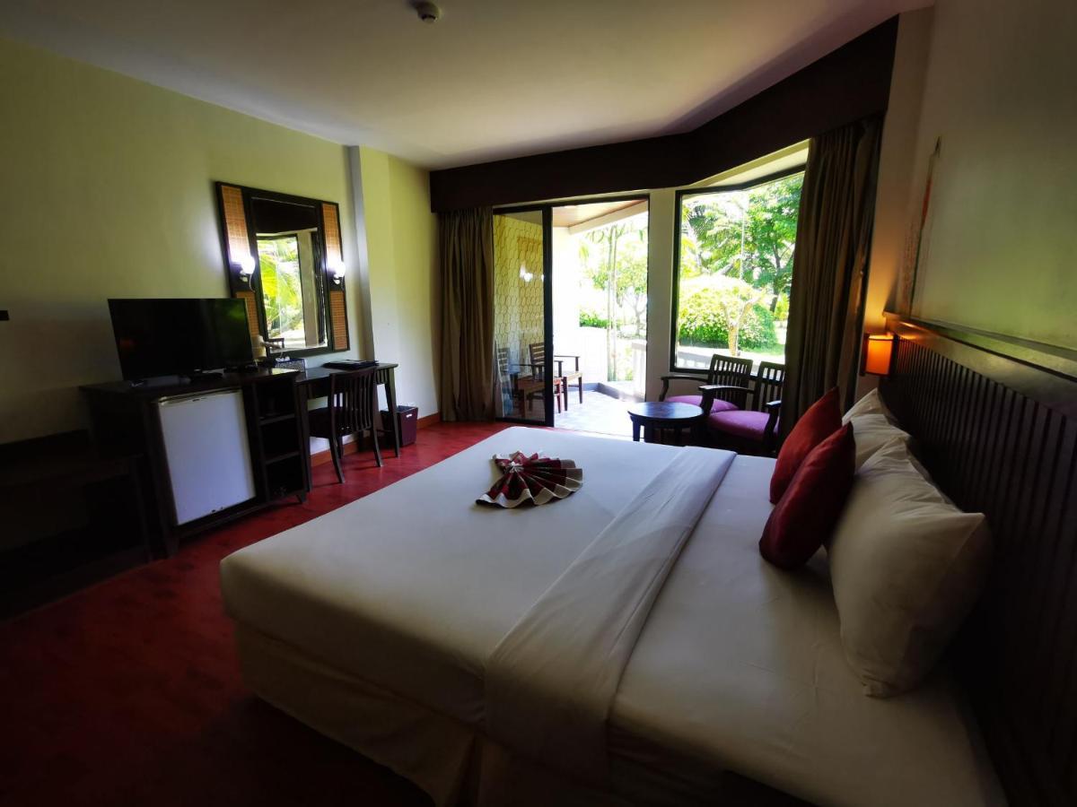 Island 3* Phi Phi Don