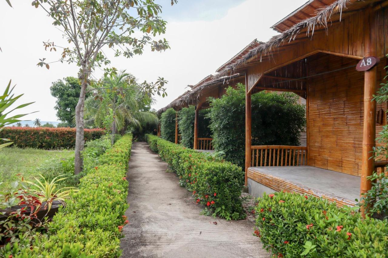 Chom Dao Hotel 2*