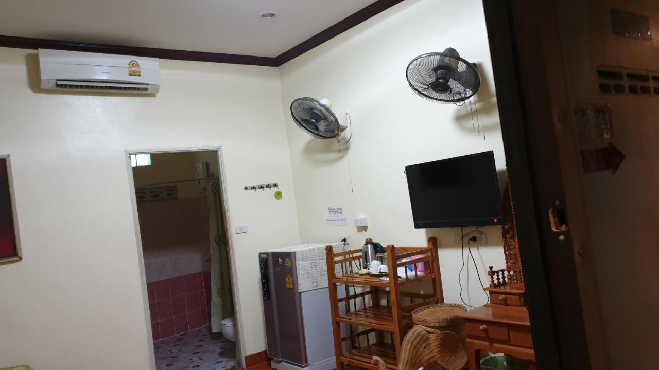 Hostel Harmony House-sha *