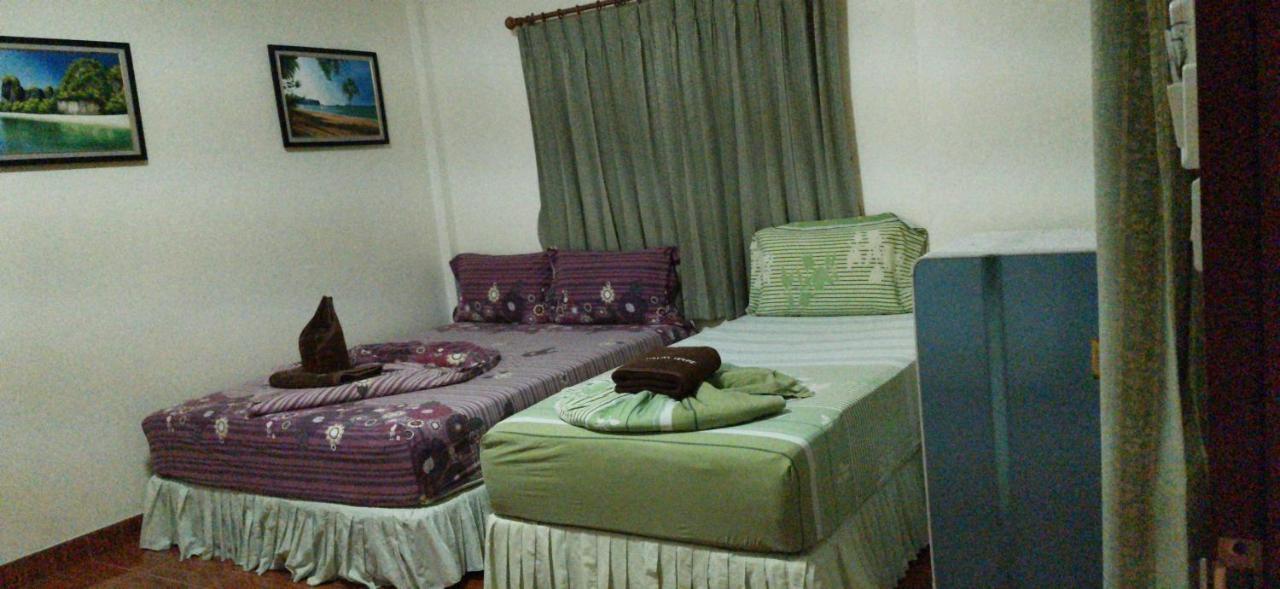 Hostel Harmony House-sha *