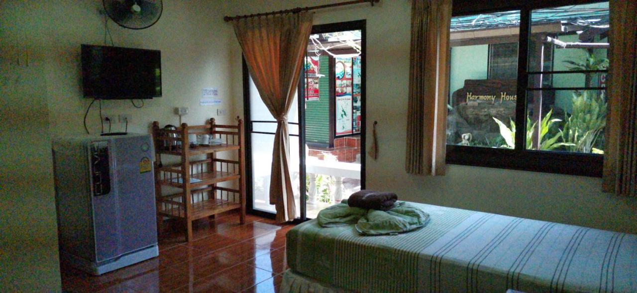 Hostel Harmony House-sha *