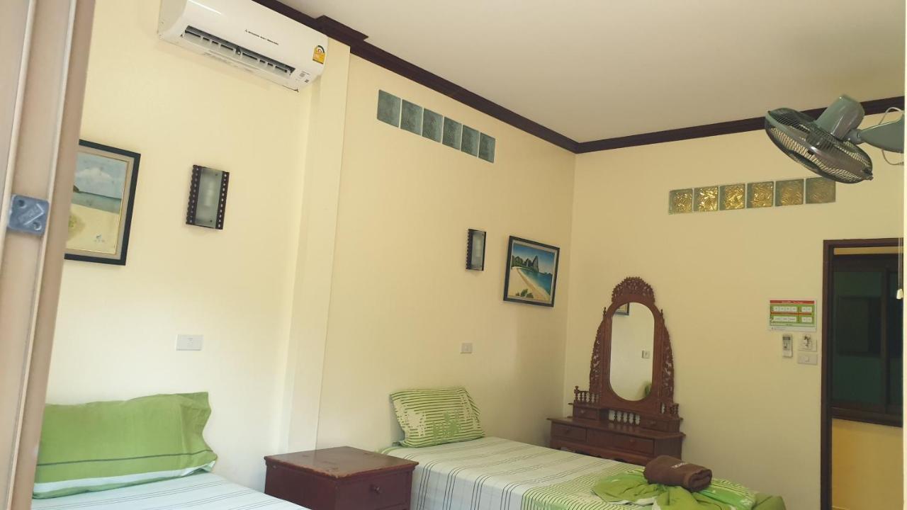 Hostel Harmony House-sha