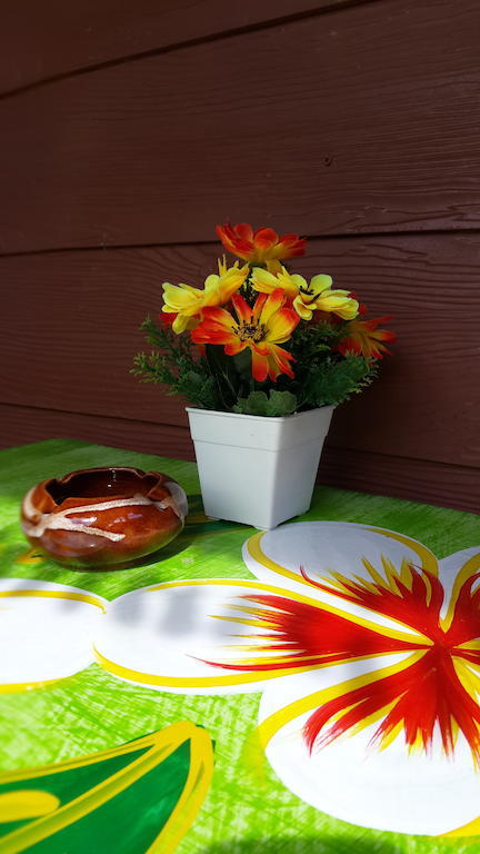 Les Fleurs House Bed & Breakfast