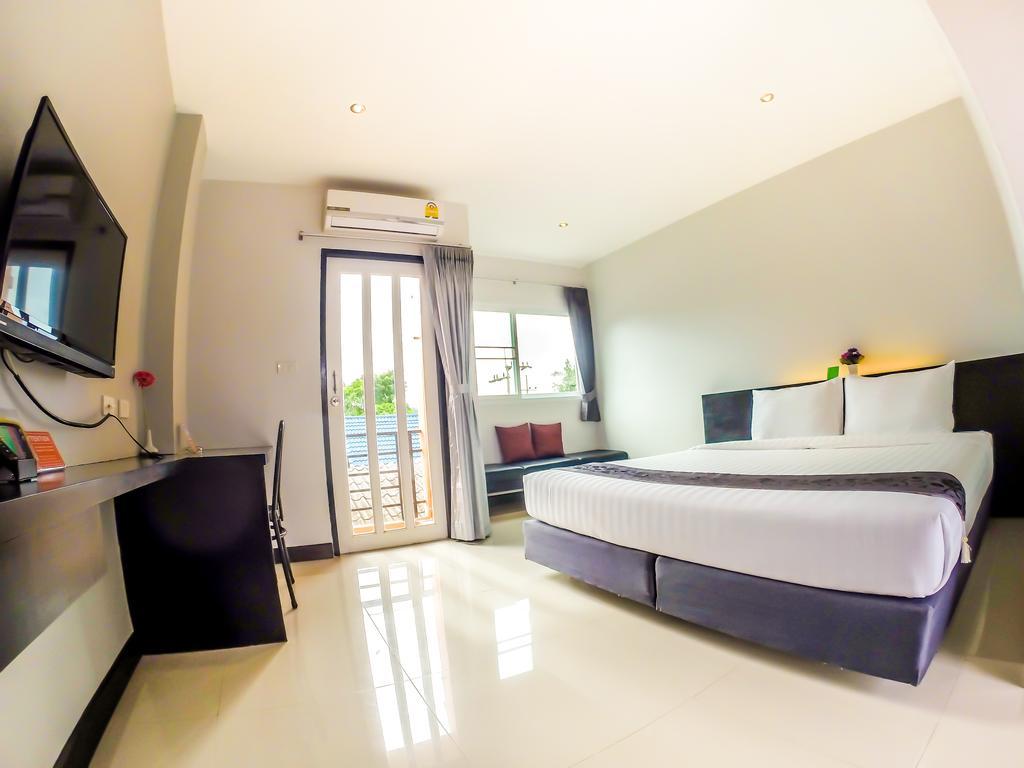 My Place Phuket Airport Mansion Hotel