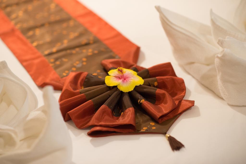 Srichada Khaolak - Sha Extra 3*