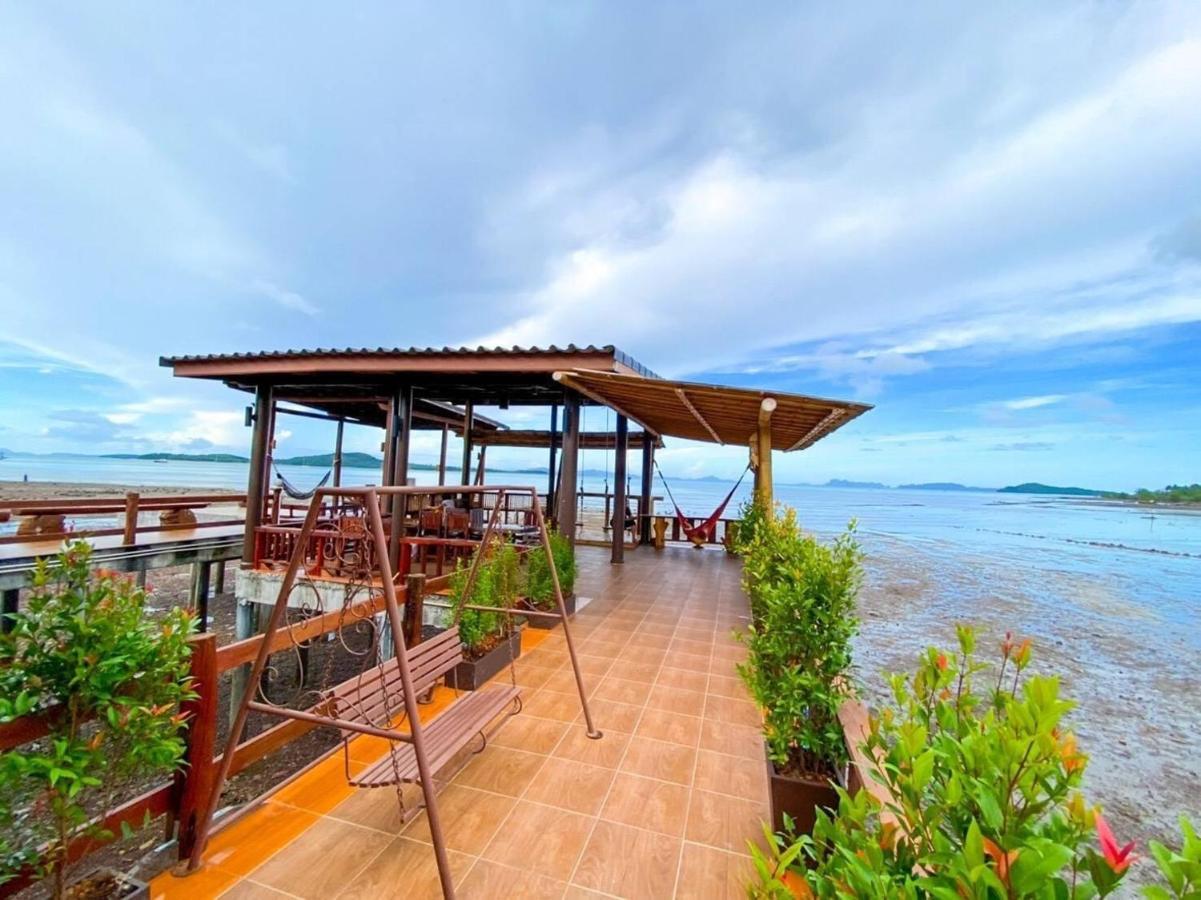 Baan Purada Homestay *