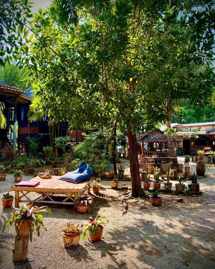 Leaf House Sha Approved Resort Koh Lanta