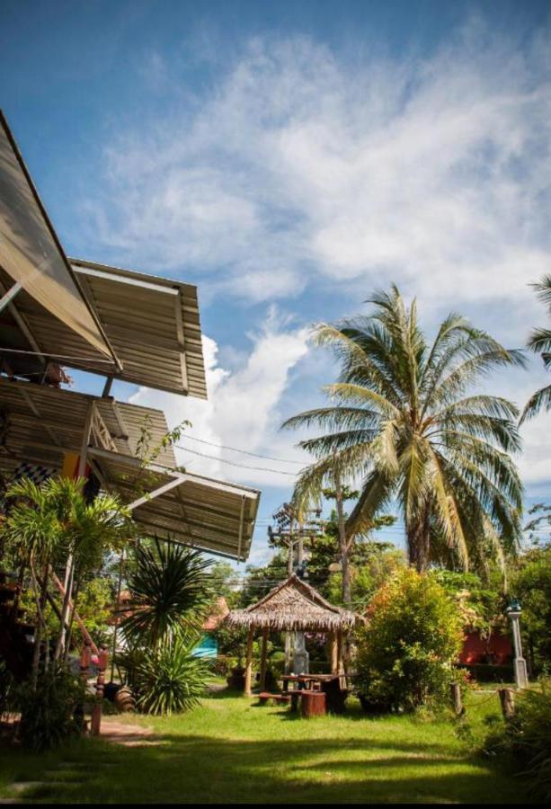 The Lazy Bar And Guest house Ao Nang