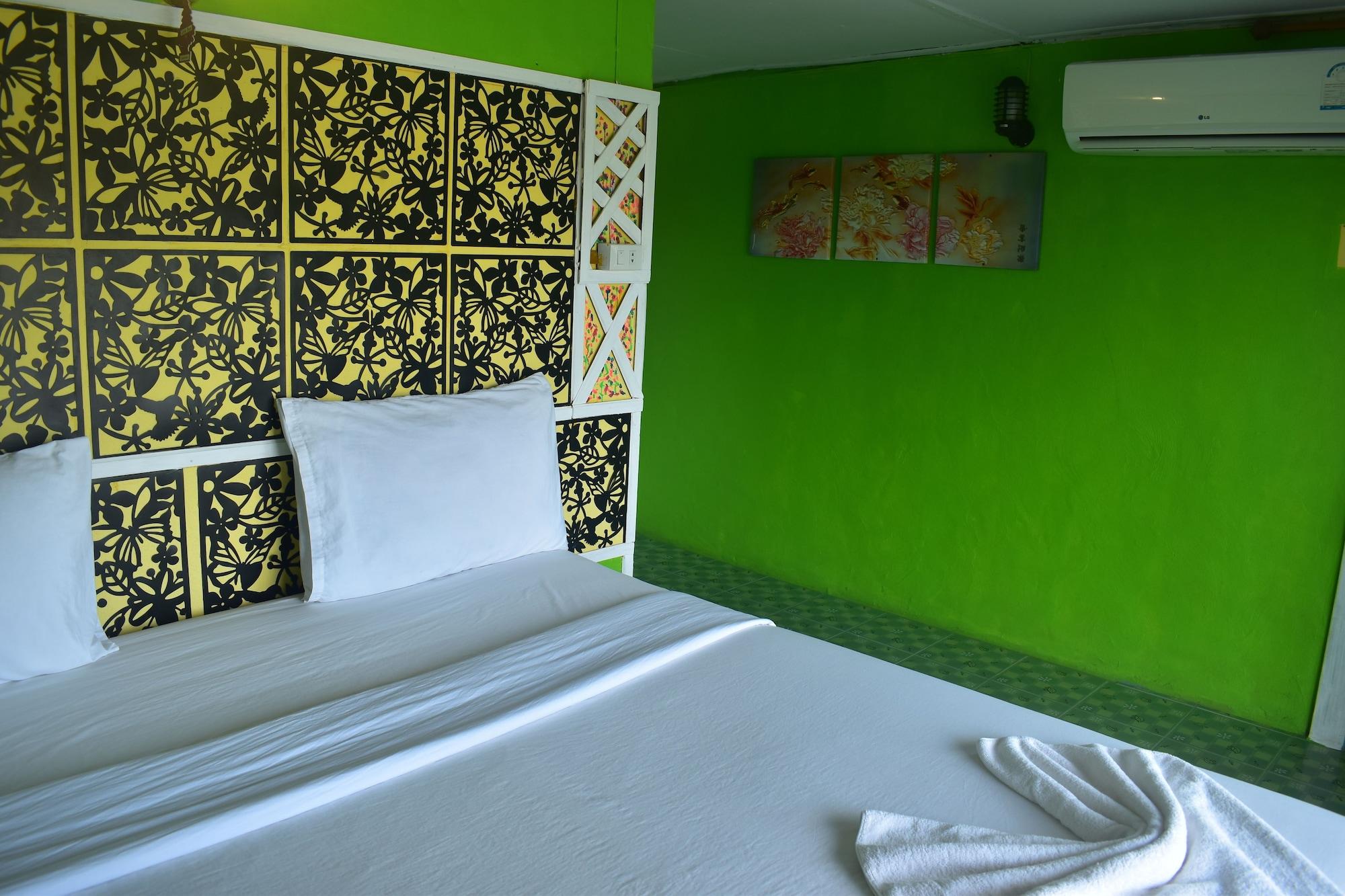 Inn Front Phi Phi Don