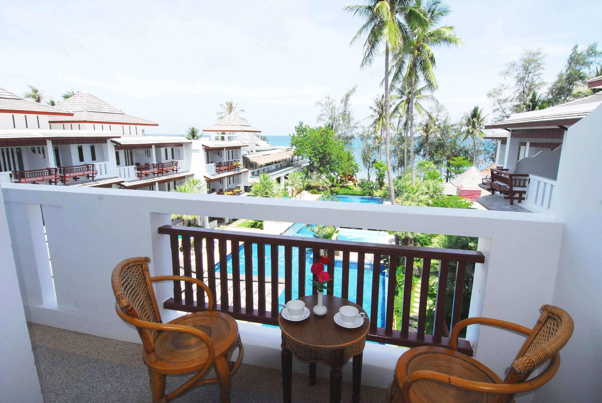 Montra Resort 4*