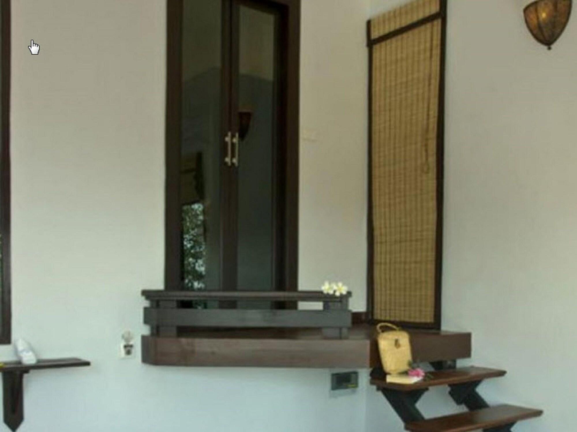 Chintakiri Guest house 3*