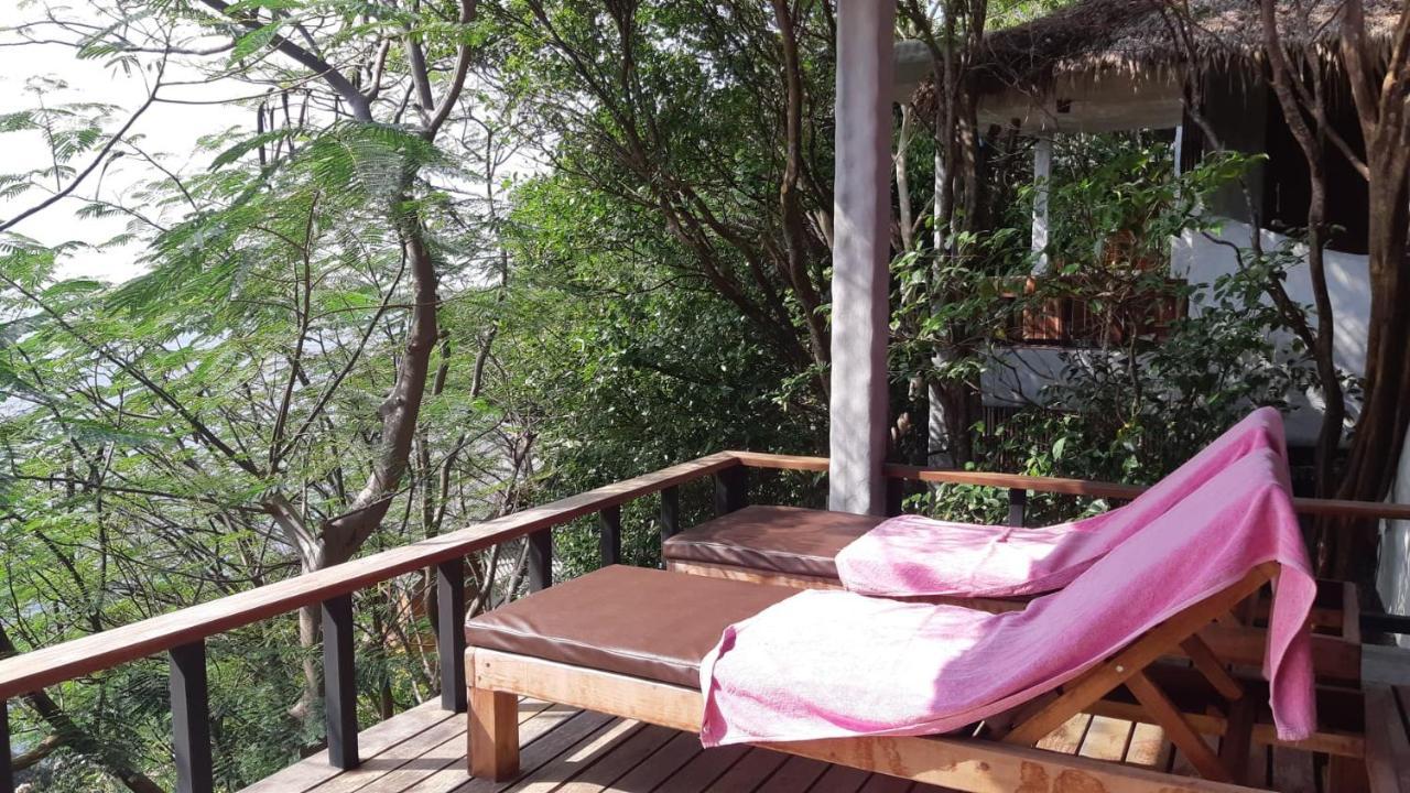 Tao Thong 1 * Koh Tao