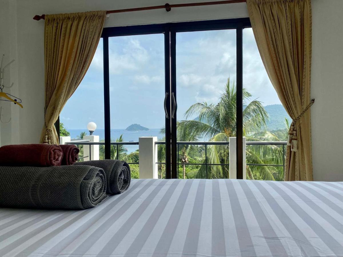 Seaview Garden Apartment