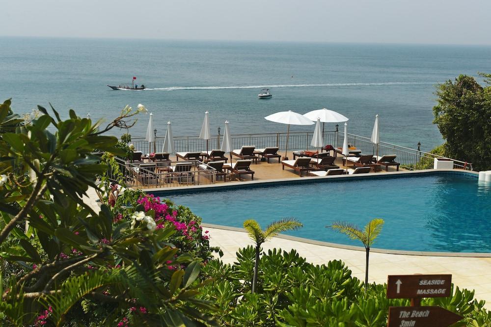 Pinnacle Resort Koh Tao