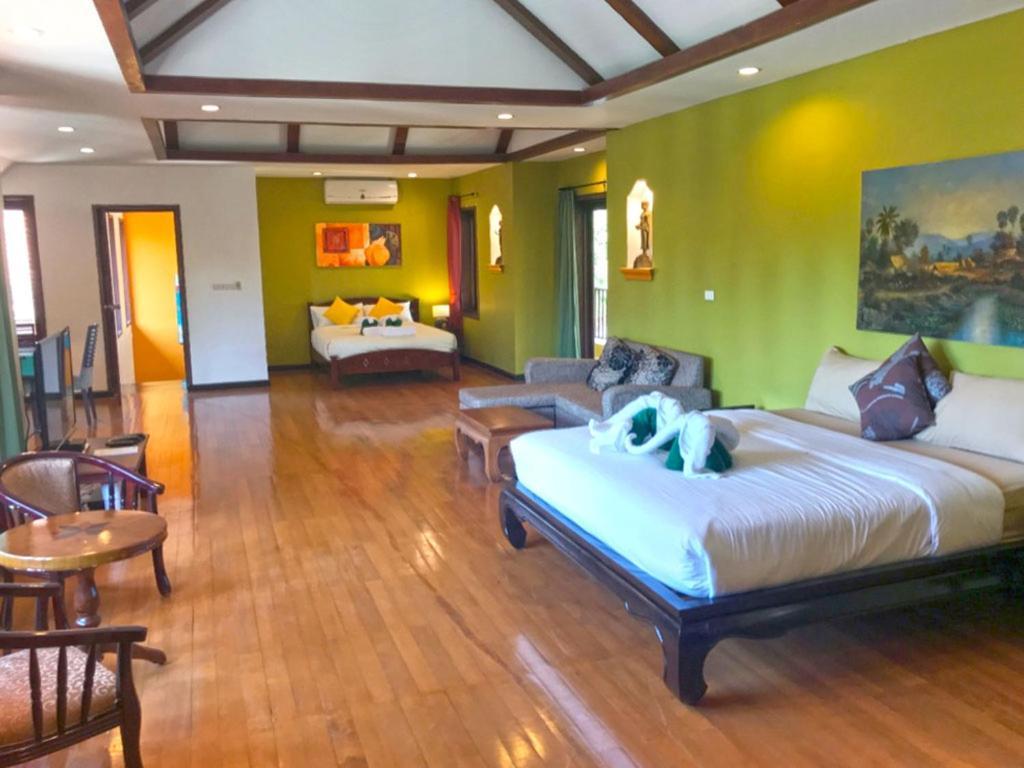 Villa Chaya