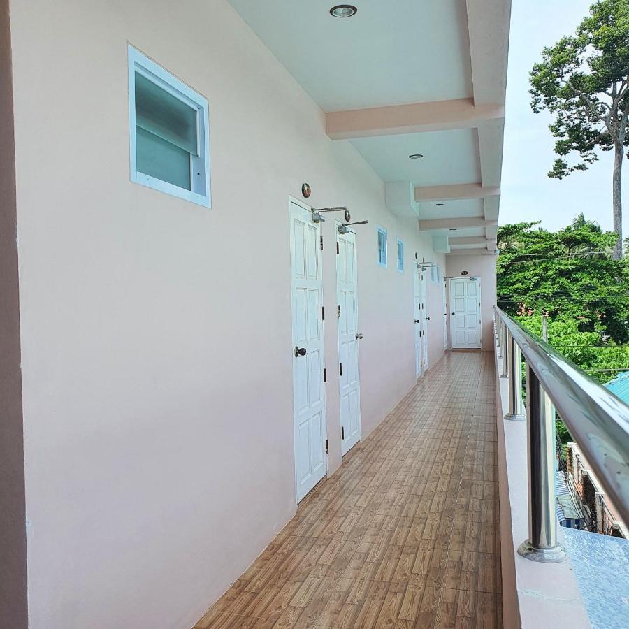 Sairee Center * Koh Tao