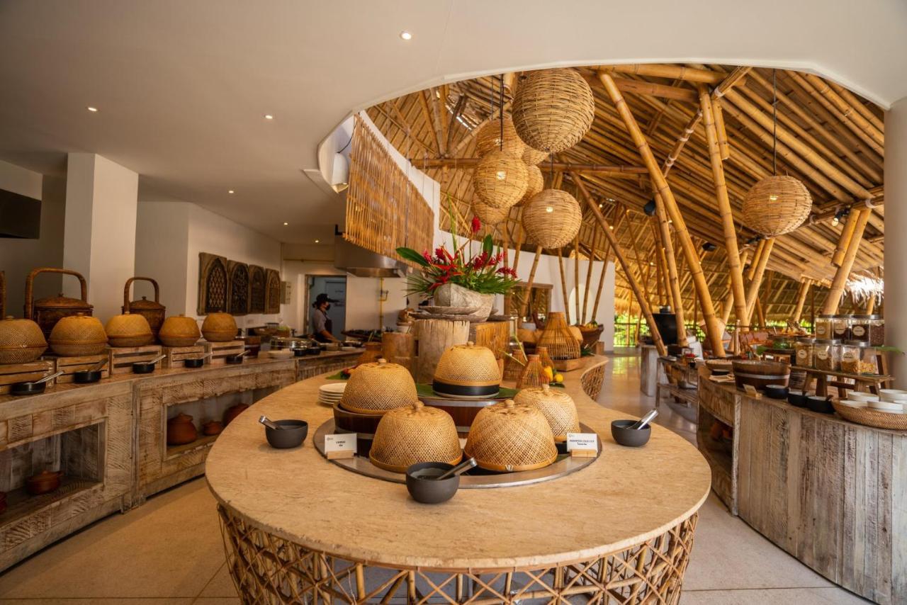 Eden Khaolak And A Lopesan Collection - Sha Extra
