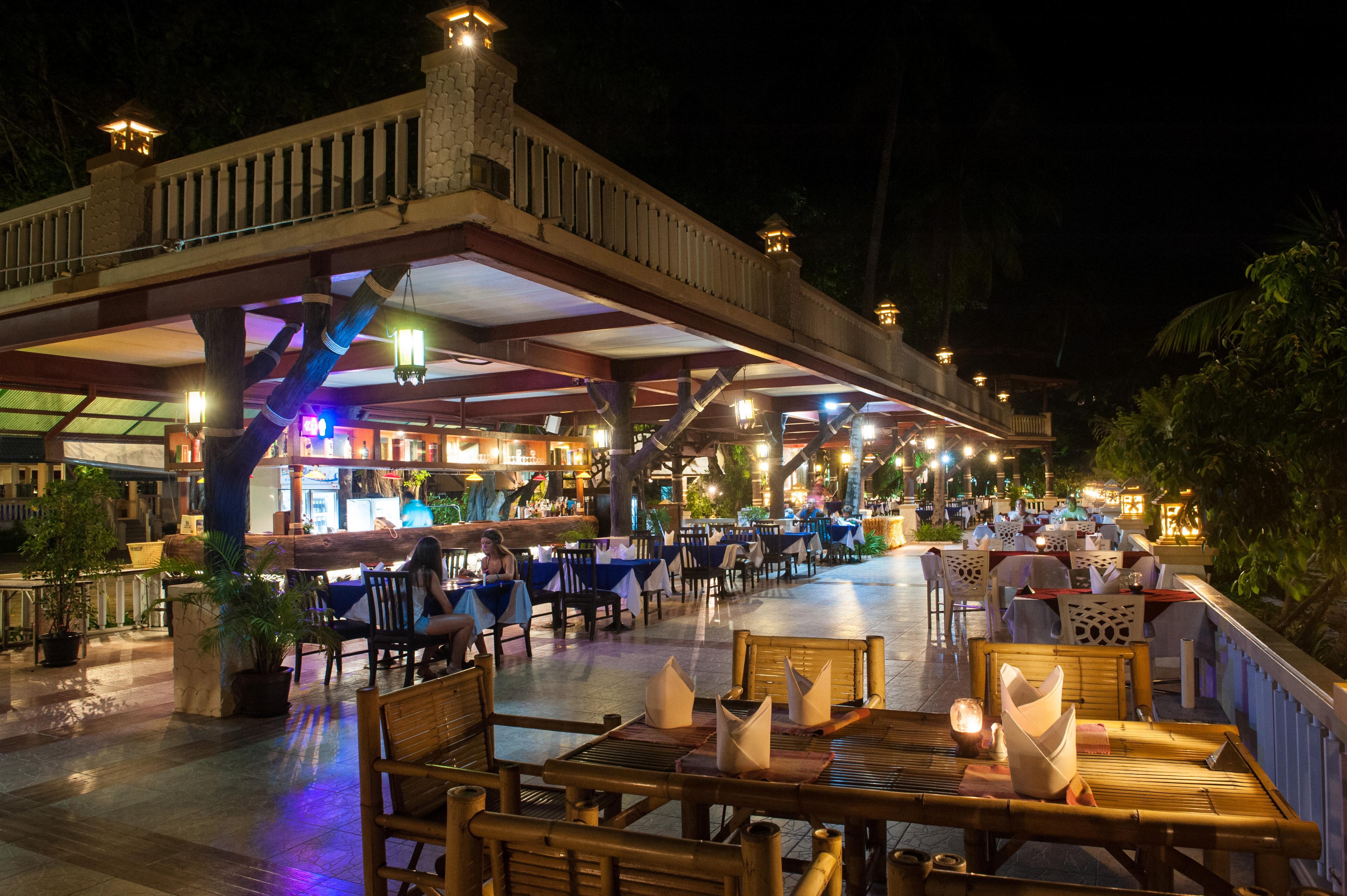 Island Hotel 3*
