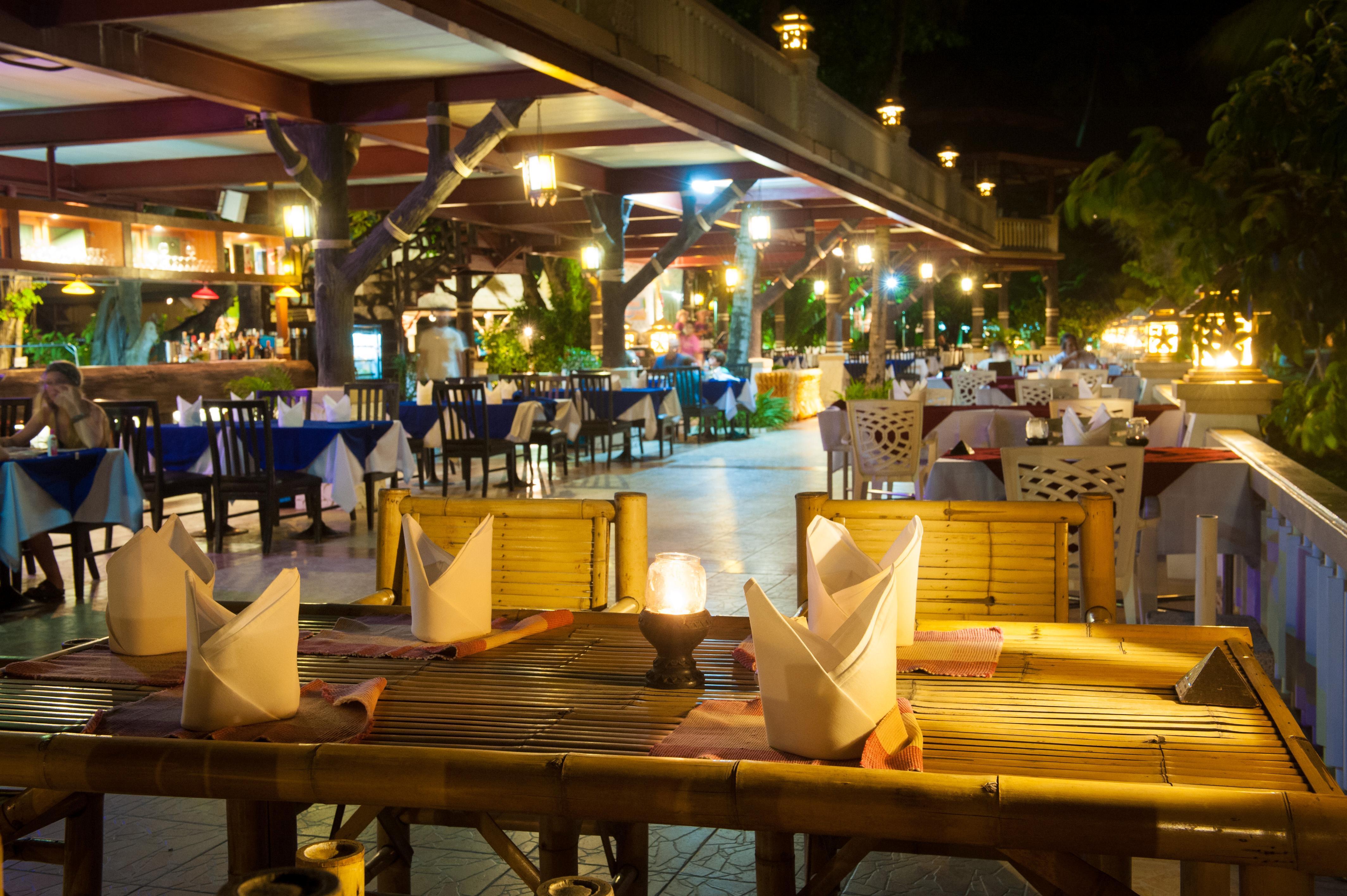 Island Hotel 3*