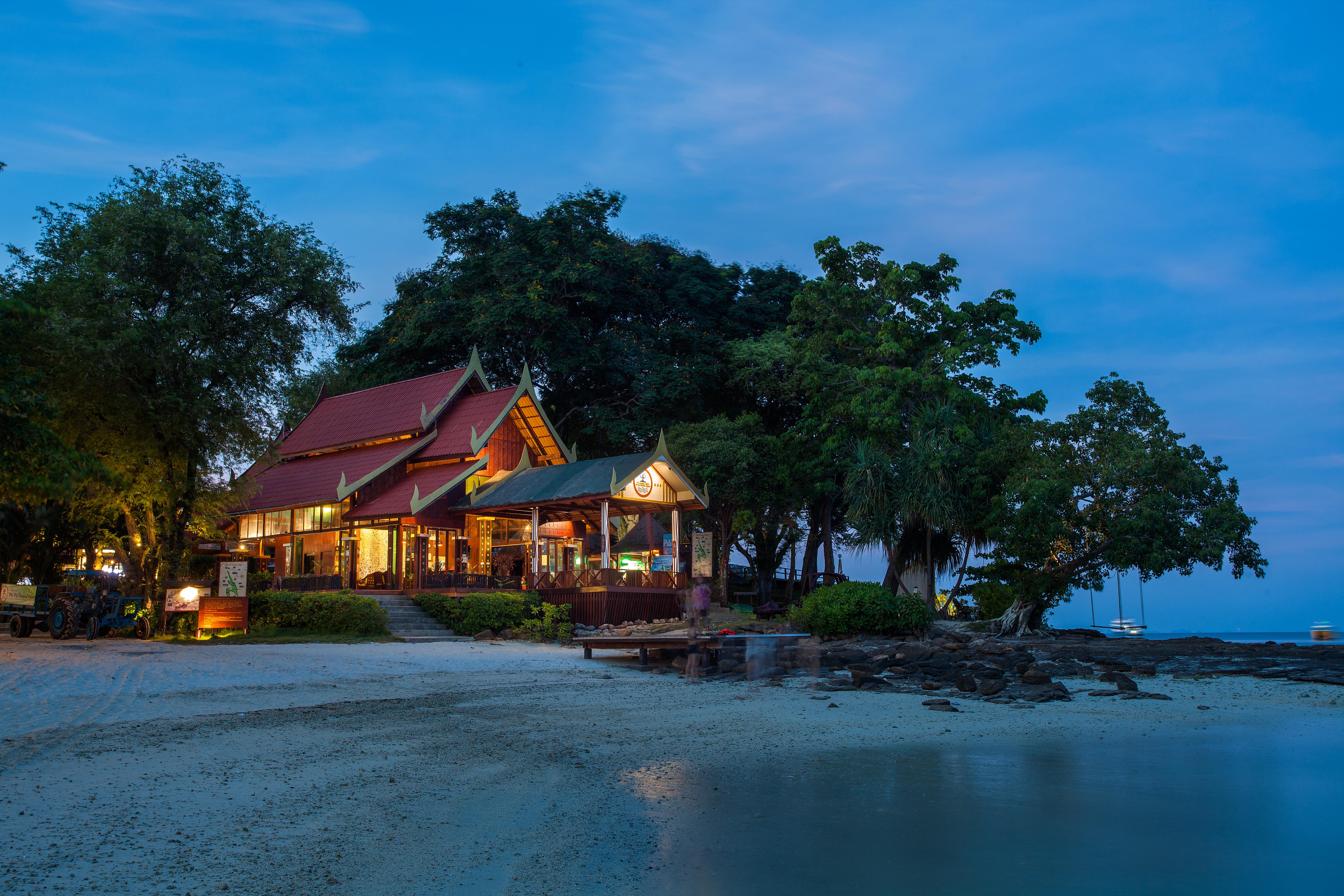 Natural Resort Phi Phi Don