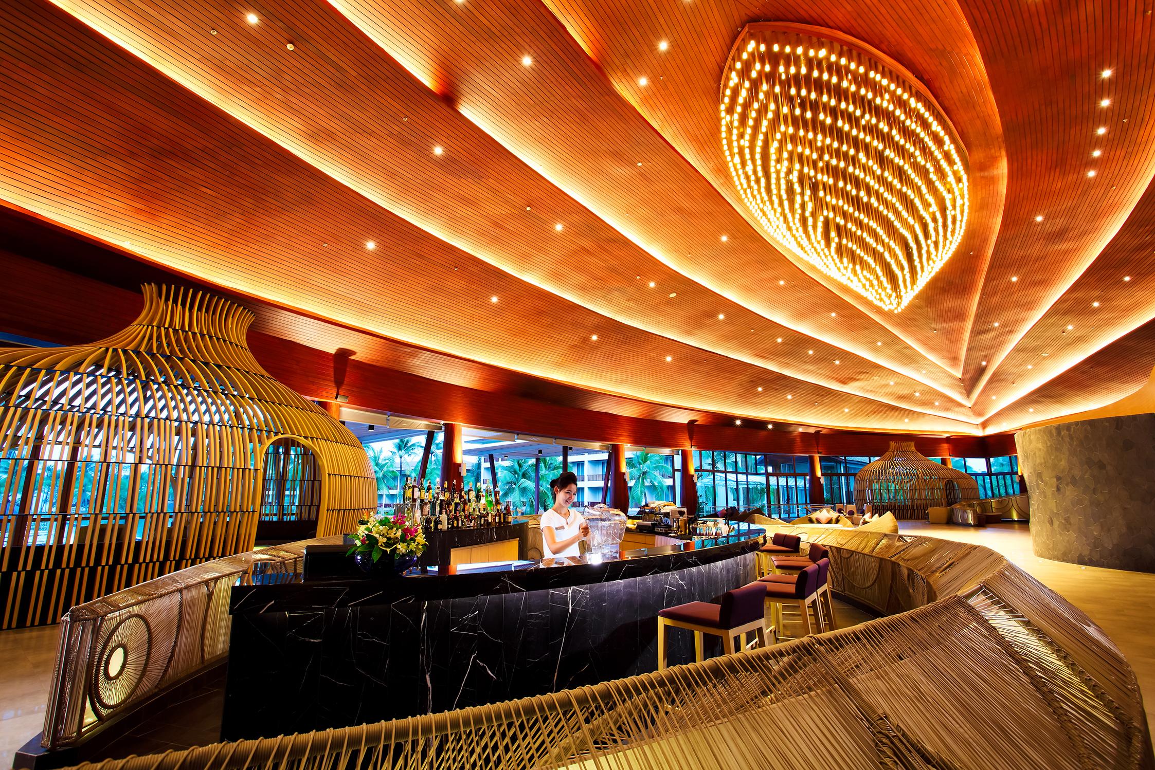 Graceland Khaolak Beachfront 5*