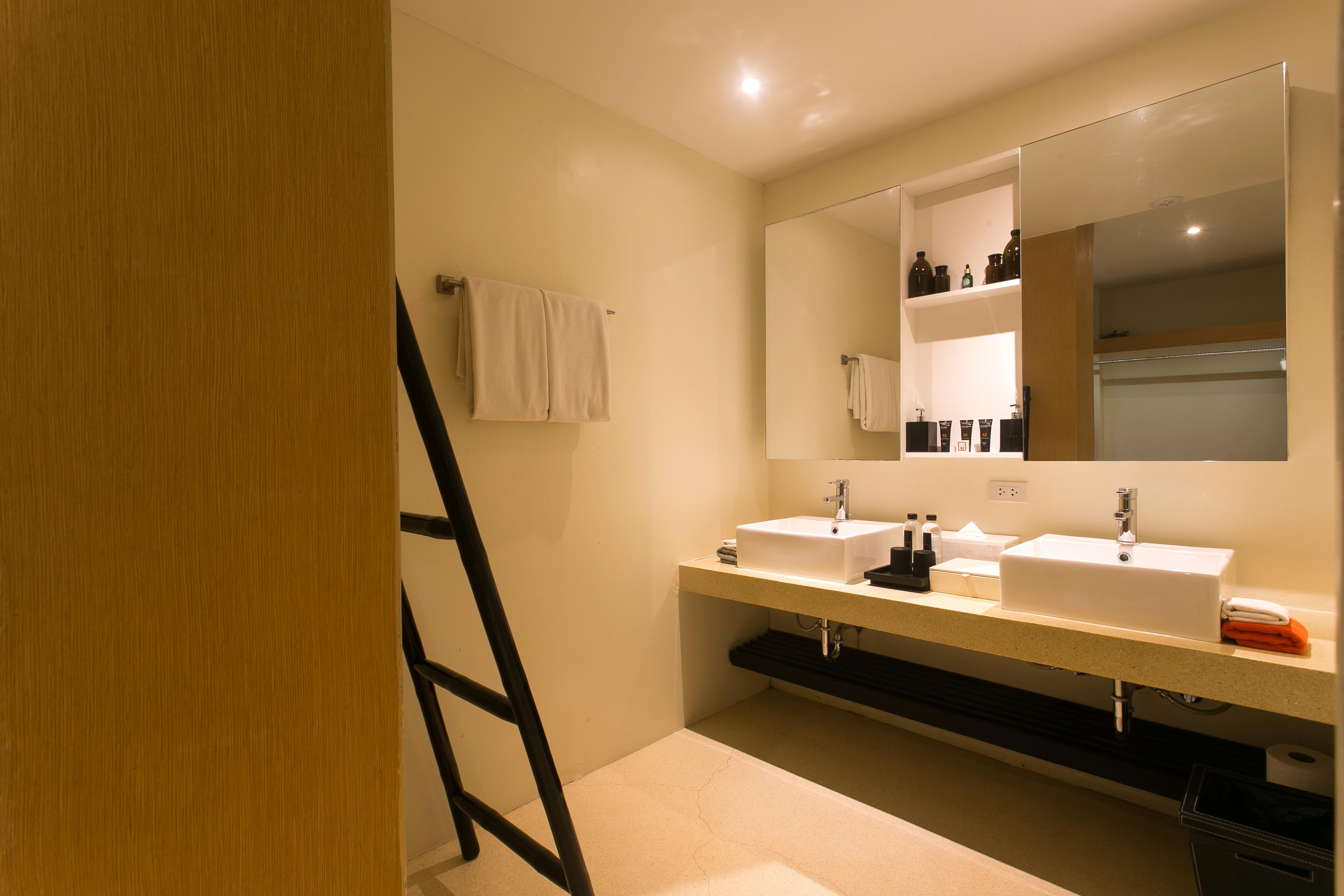 The Anda Mani Khaolak Beachfront Resort