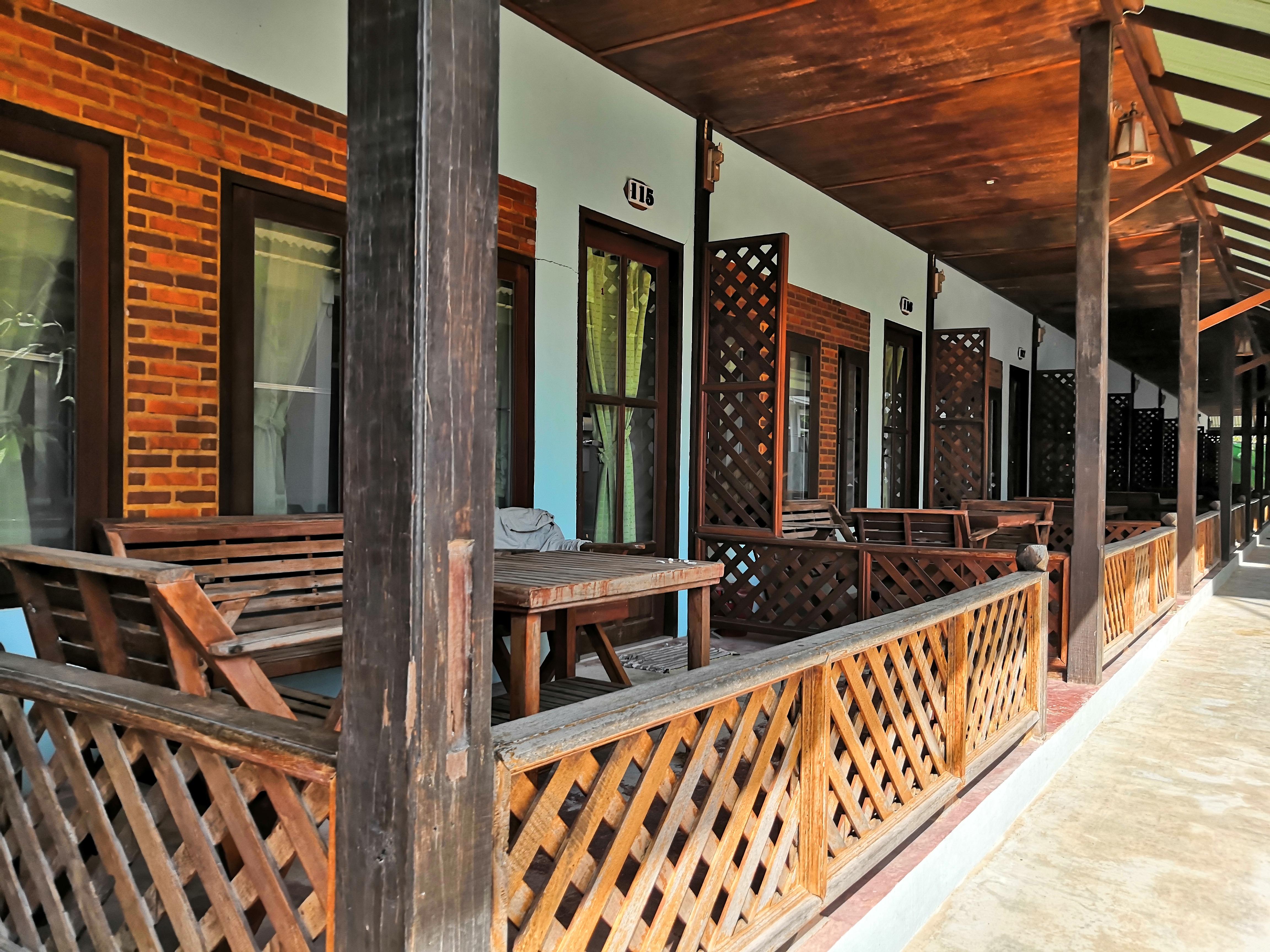 Sairee Hut Resort Koh Tao