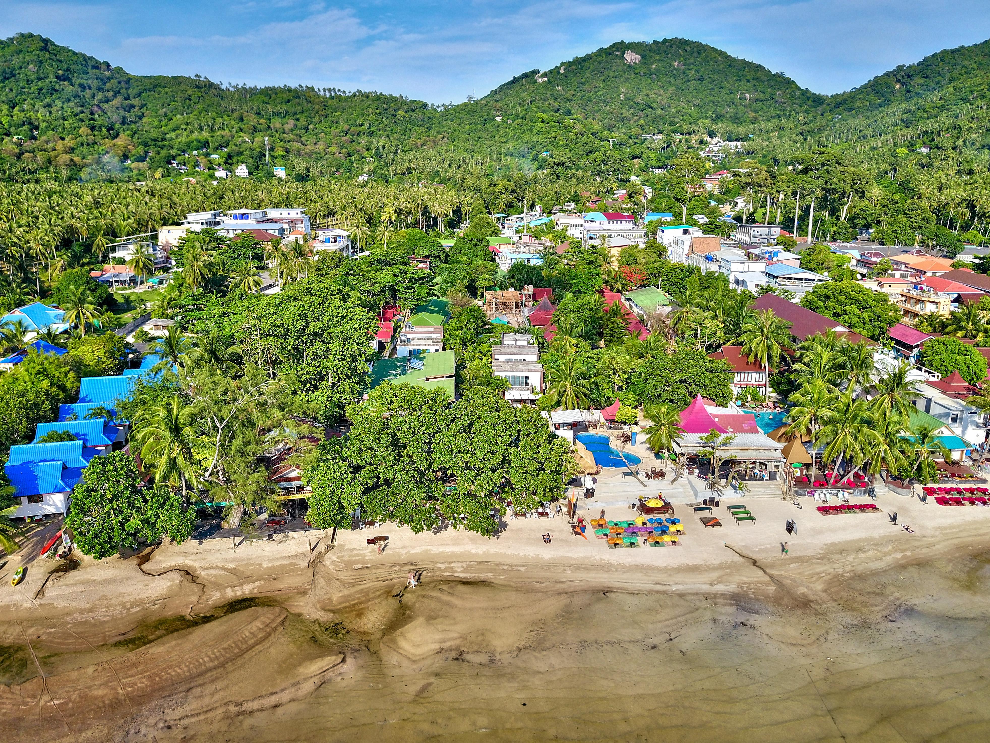 Sairee Hut Resort 3*