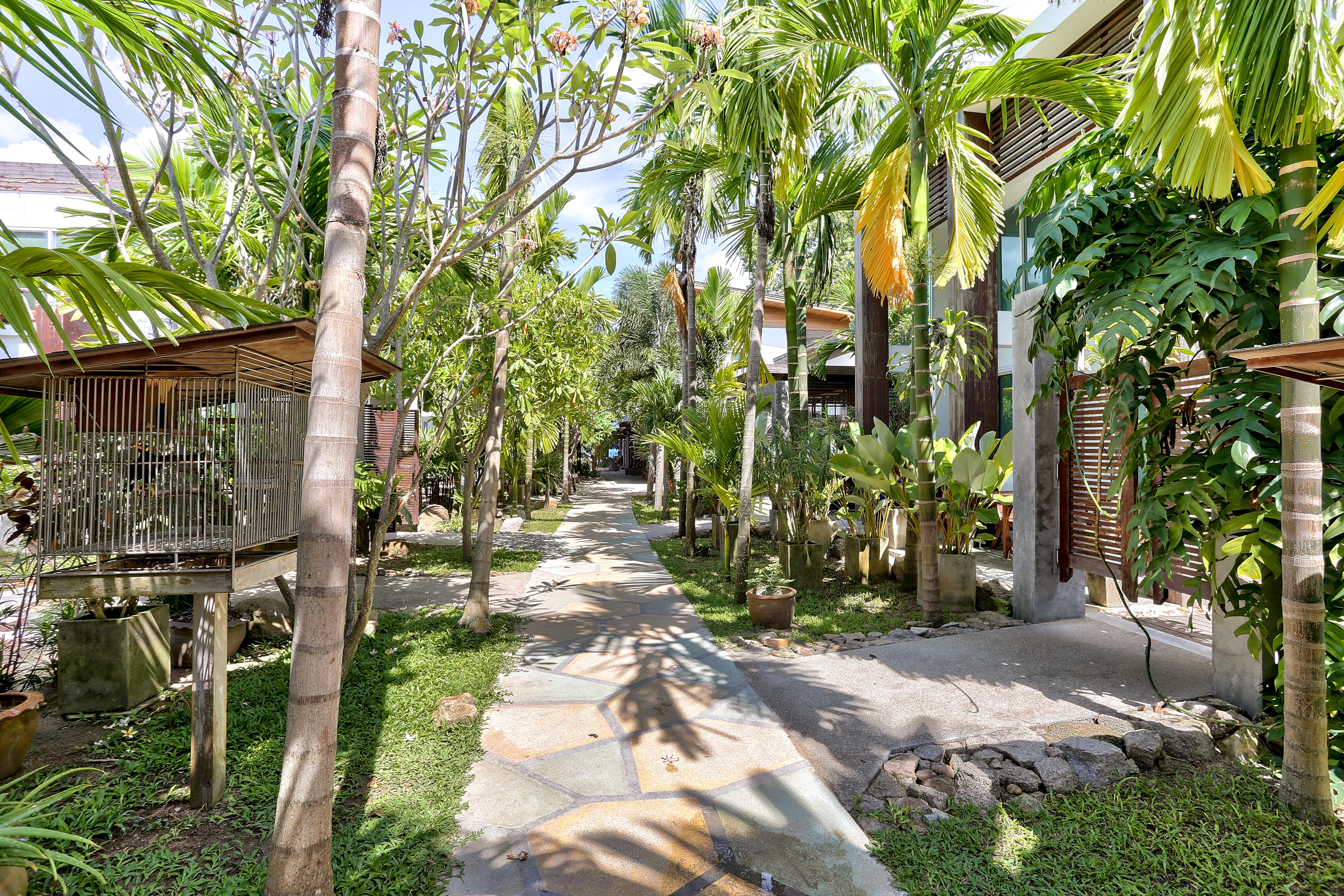 Sairee Hut Resort 3*