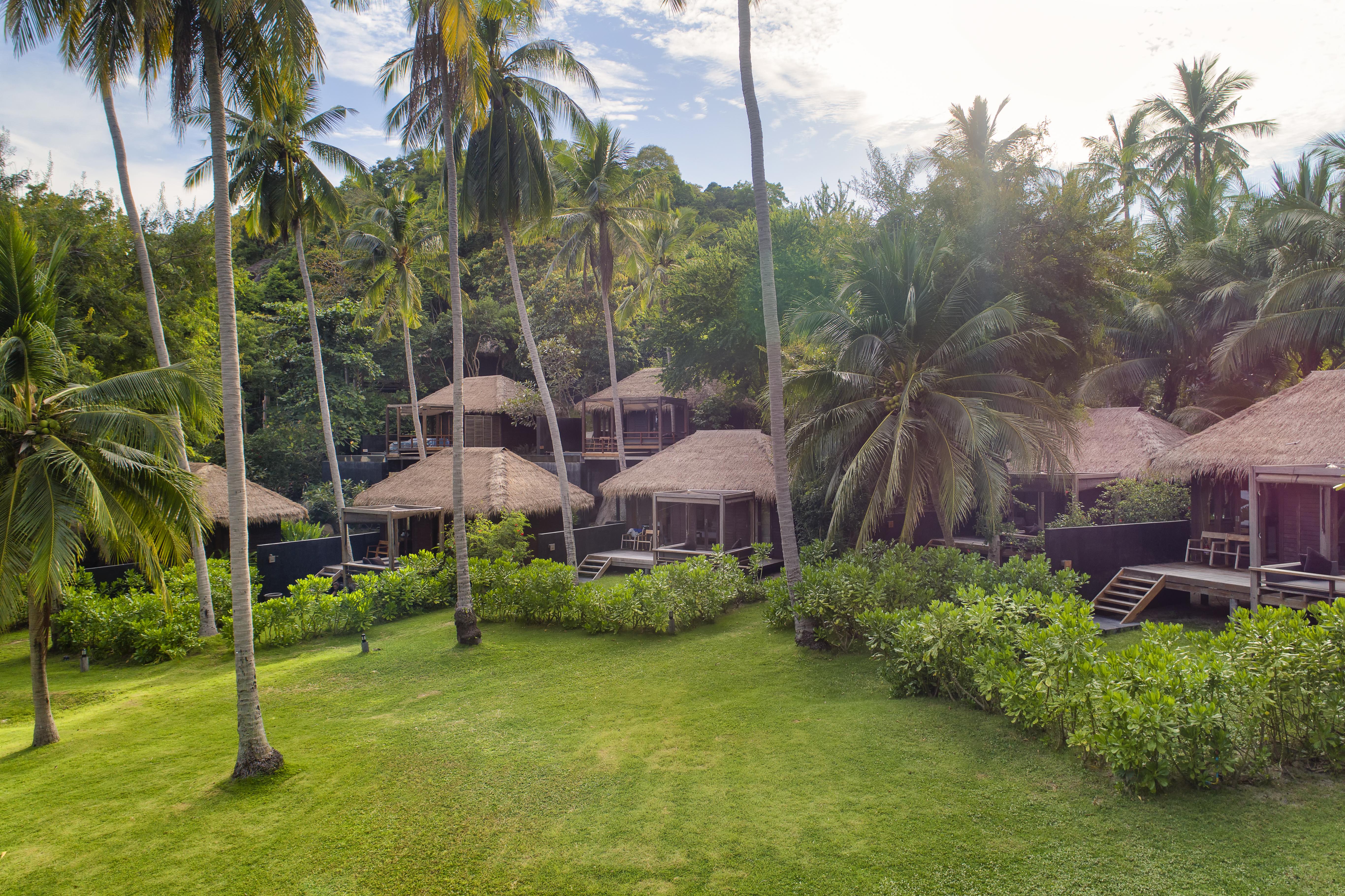 Haadtien Resort 4*