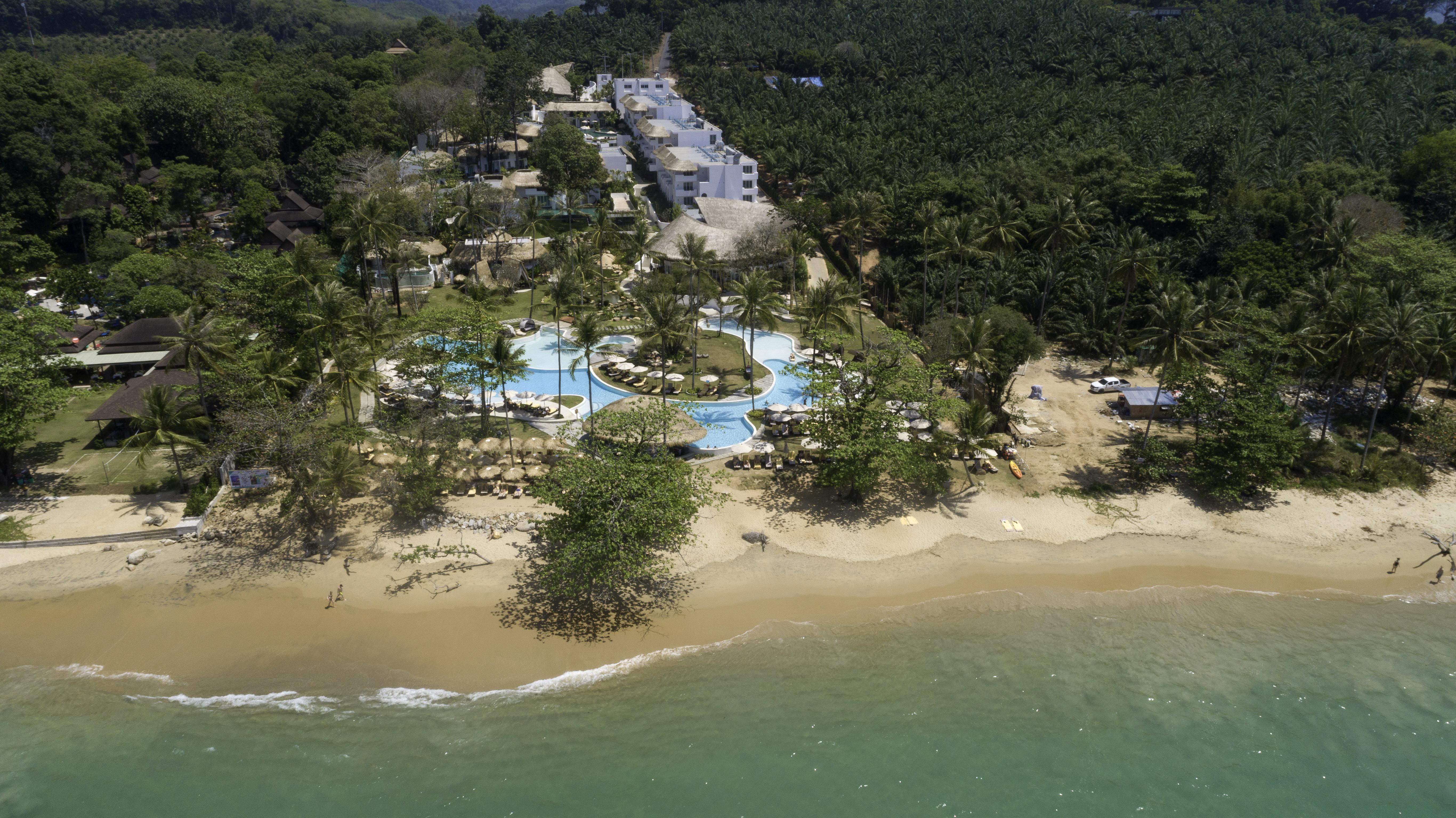 Eden Khaolak And A Lopesan Collection - Sha Extra
