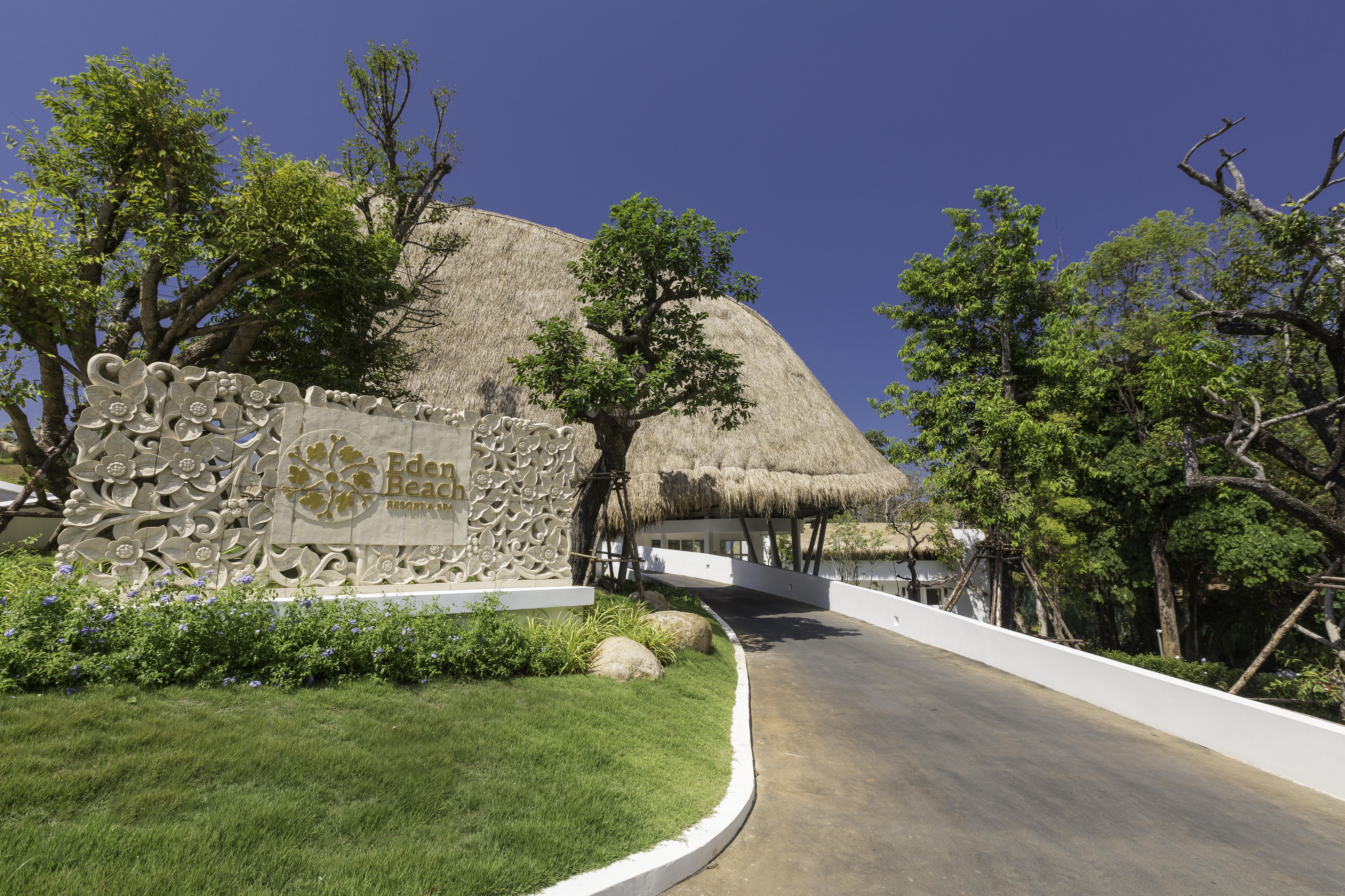 Eden Khaolak And A Lopesan Collection - Sha Extra