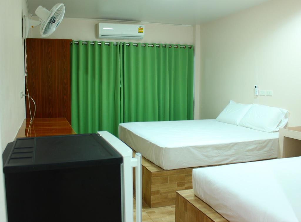 Sairee Center Koh Tao