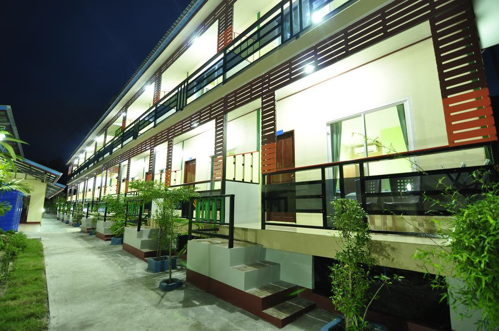 Hotel Chongkhao Resort- Island