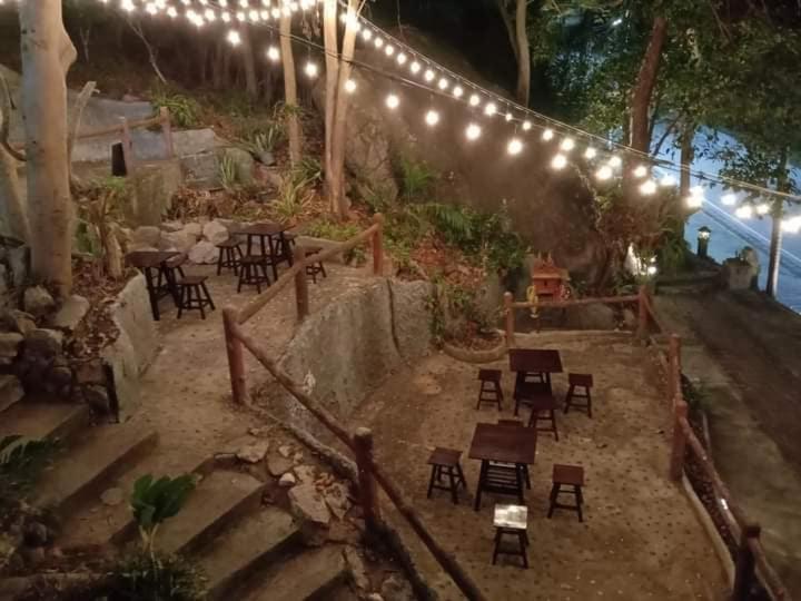 Hotel Tree House 3*