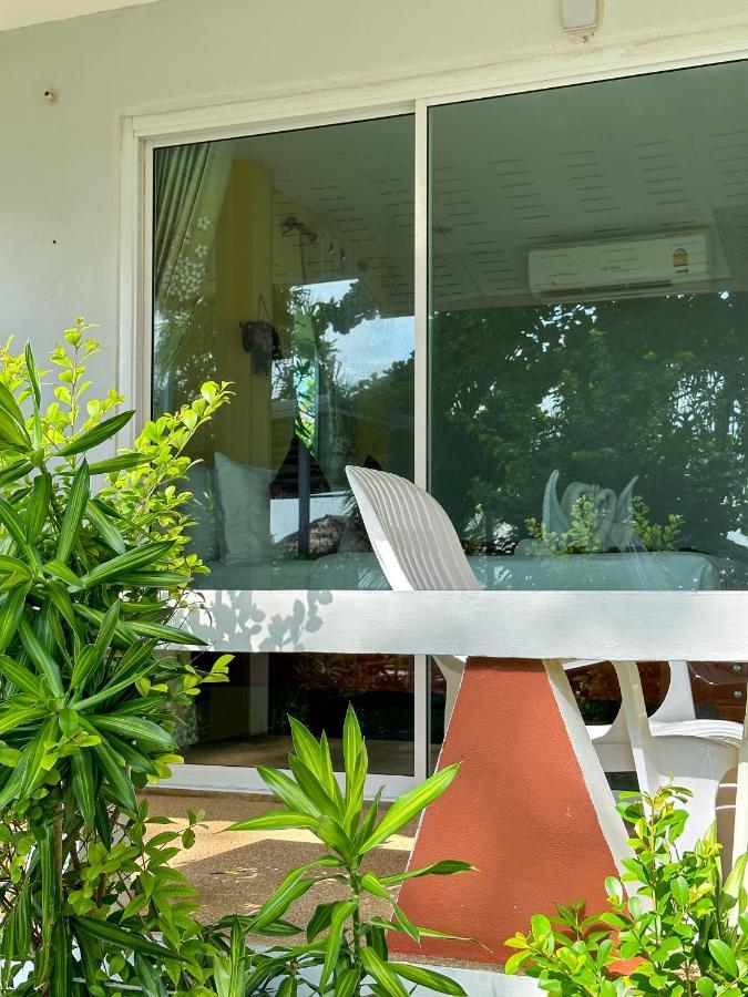 Lanta A&j Klong Khong Beach 3*