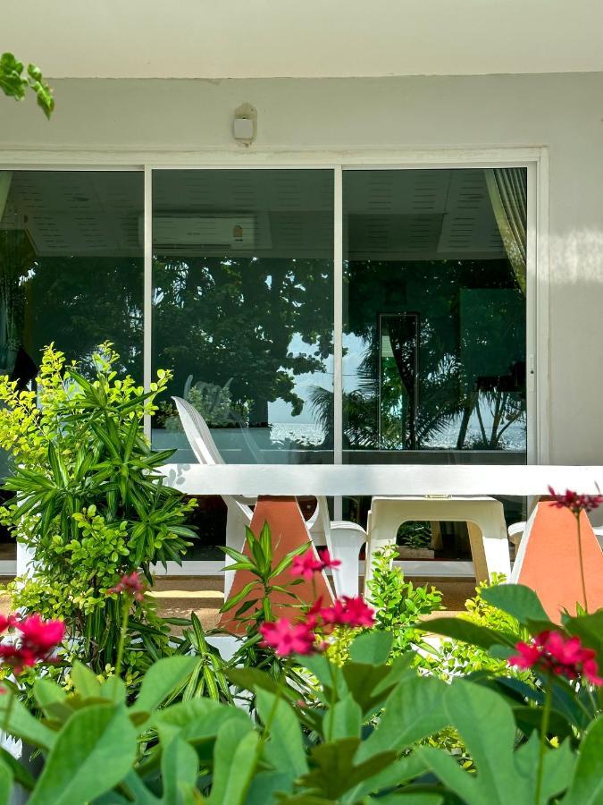 Lanta A&j Klong Khong Beach Resort 3*