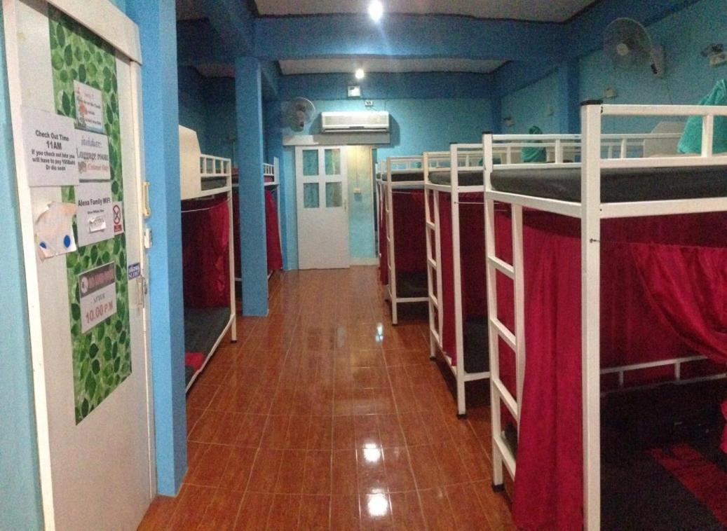 Hostel Rehab *