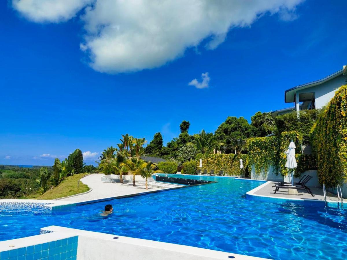 Khaolak Blue Sky * Khao Lak