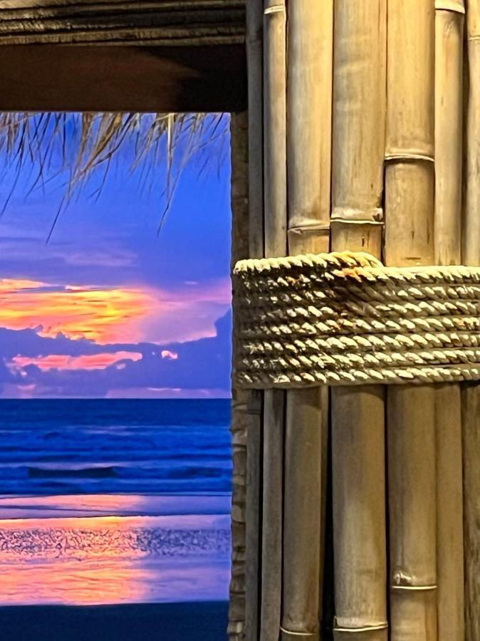 Noble House Resort