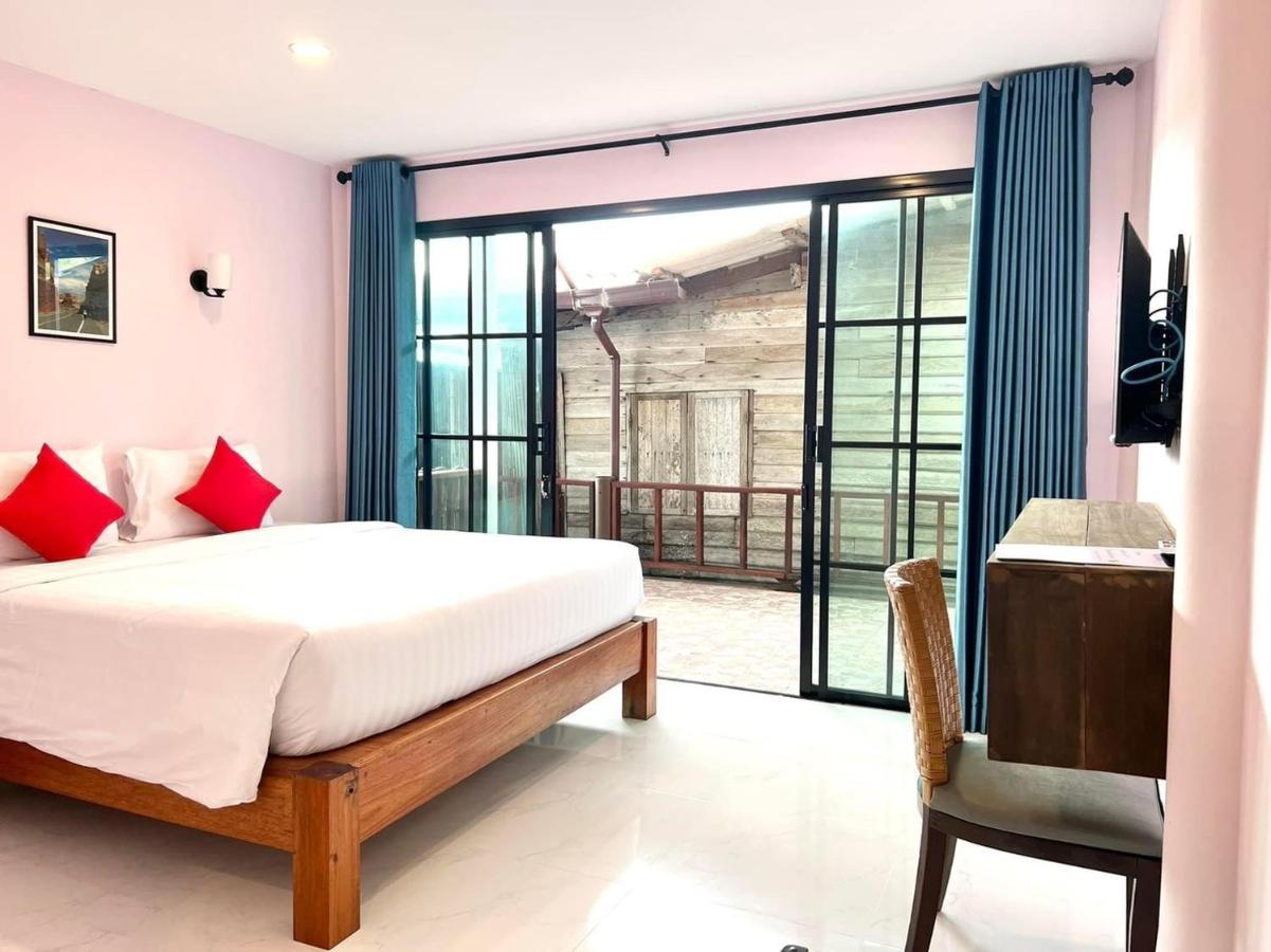 Baan Purada Homestay *