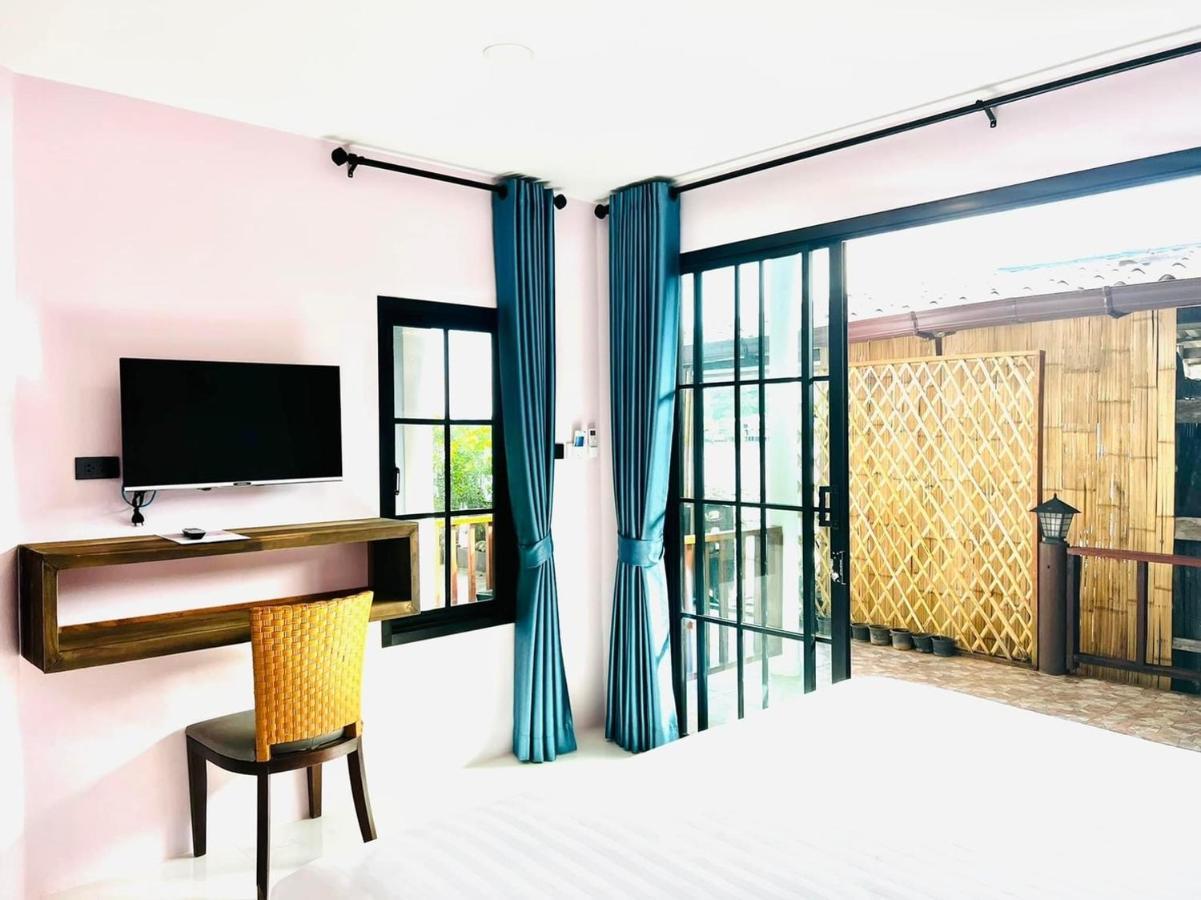 Baan Purada Homestay *