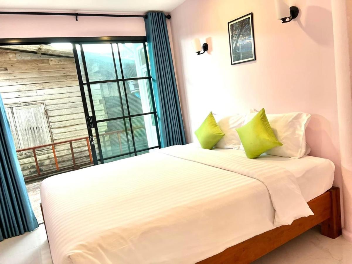 Baan Purada Homestay *