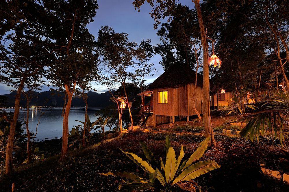 Sunwaree Resort Phi Phi Don