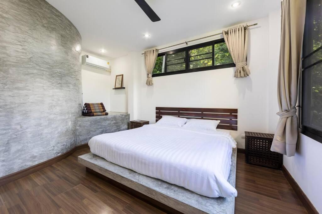 Blue View Amazing 3-bedroom, Sea View Villa, *