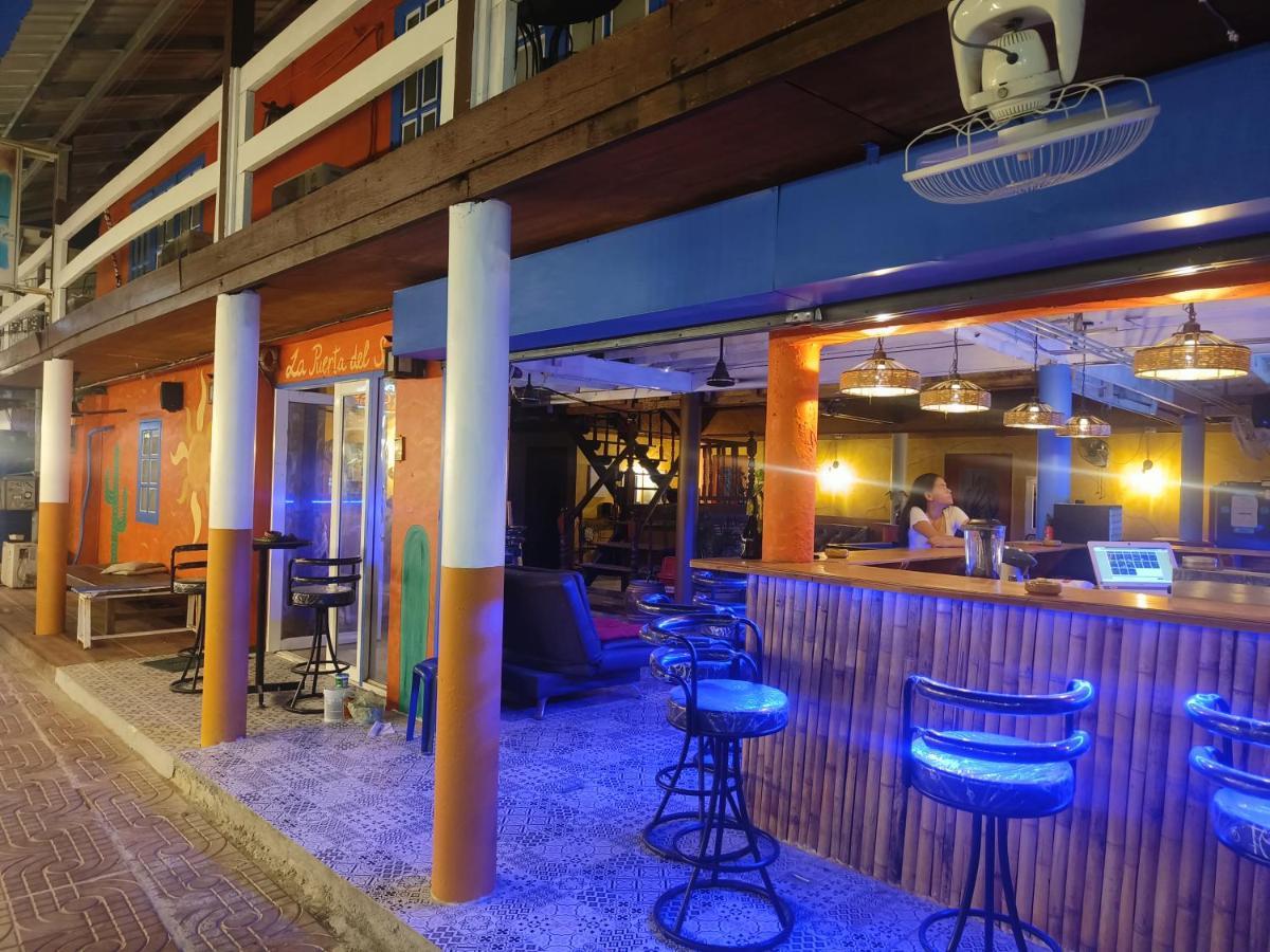 Marine House Hostel *