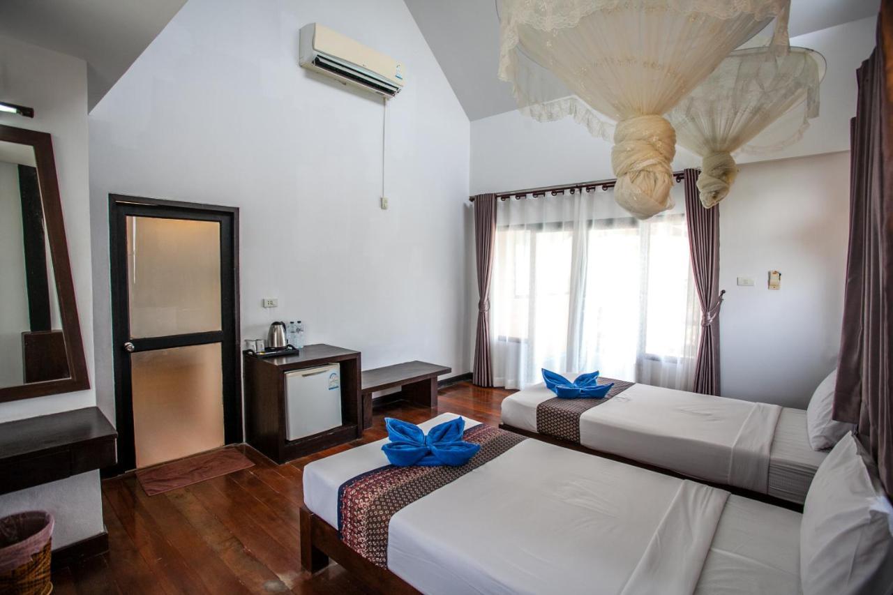Resort Phitharom Pp
