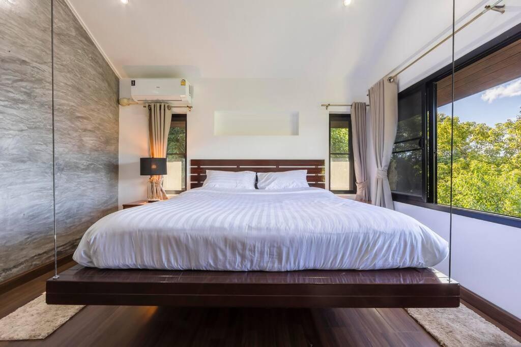 Villa Blue View Amazing 3-bedroom, Sea View Villa,